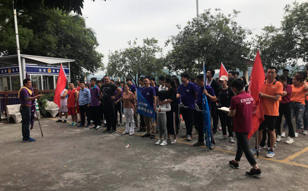 金馬爭霸賽火箭隊(duì)8公里徒步拉練，振奮人心！